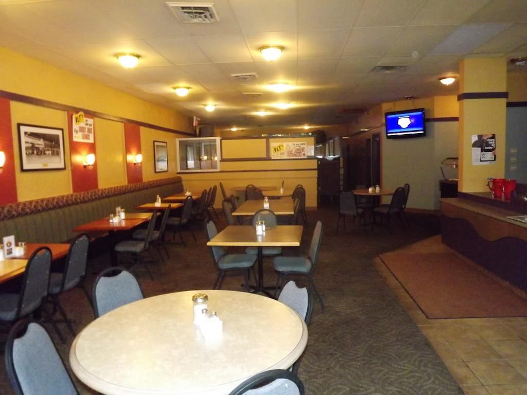 Northwoods Inn & Suites ساسكاتون المظهر الخارجي الصورة