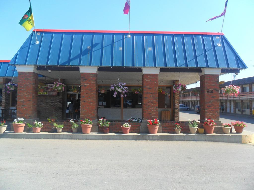 Northwoods Inn & Suites ساسكاتون المظهر الخارجي الصورة